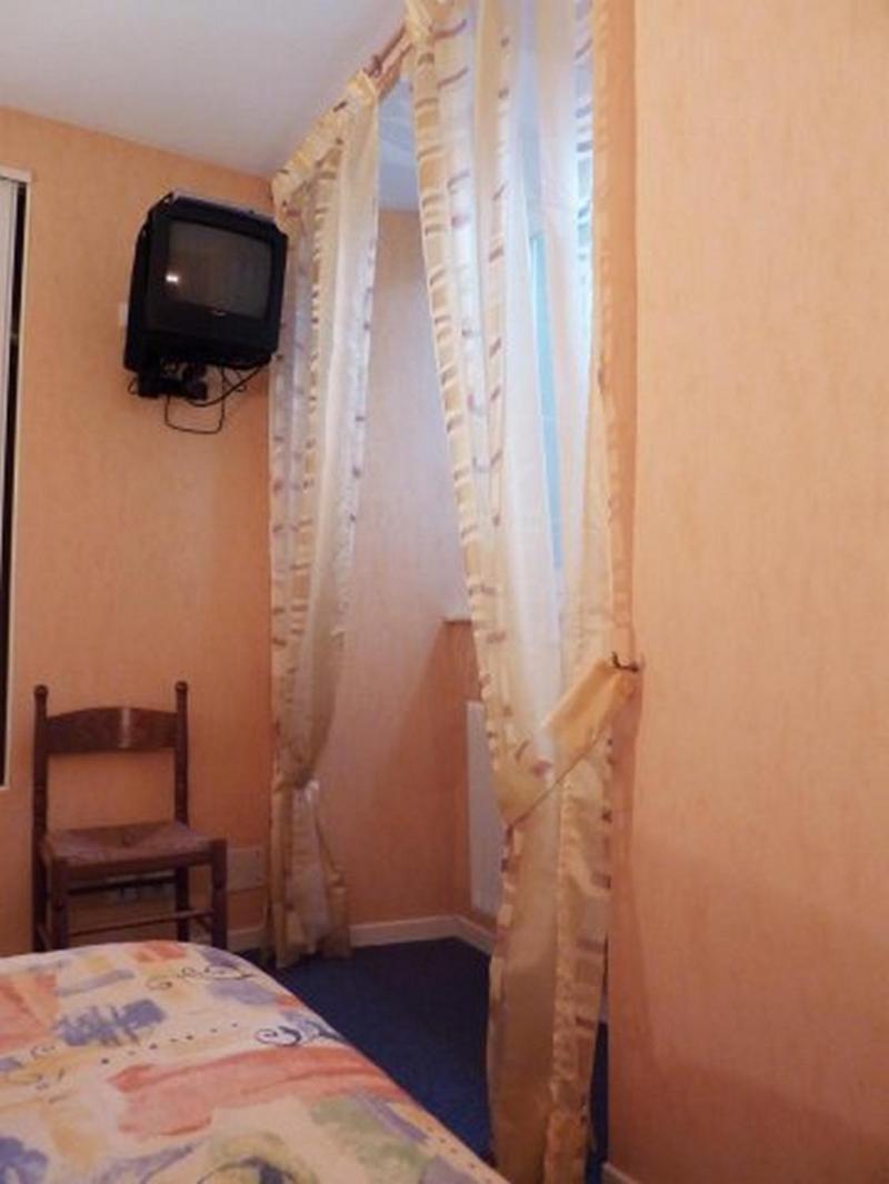 Hotel Restaurant Du Pont-Vieux Сен-Фльор Екстериор снимка